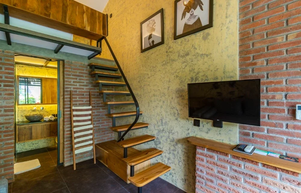 Gallery Picture