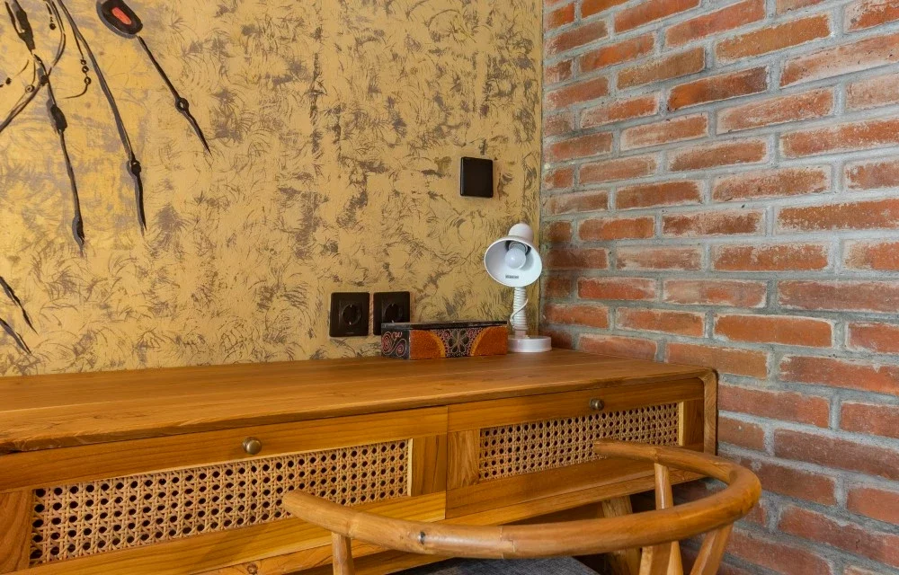 Gallery Picture